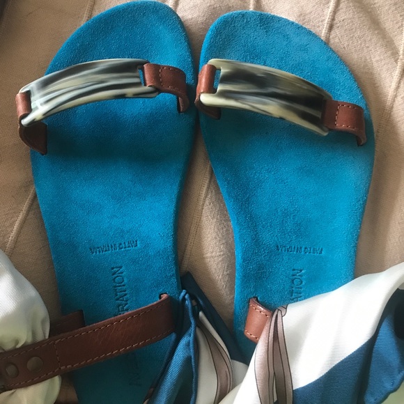 Unique Avec Modération open-toe sandals, 35M - Picture 4 of 8